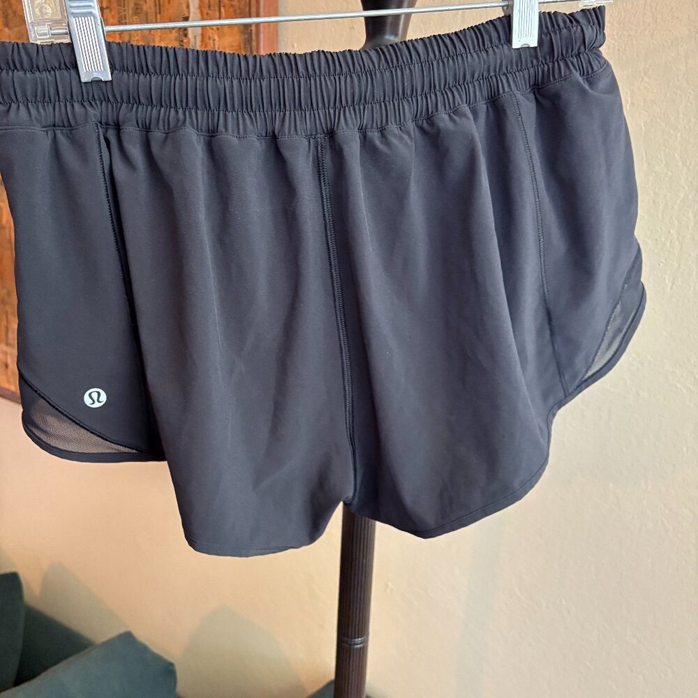 Lulu shorts, size 10